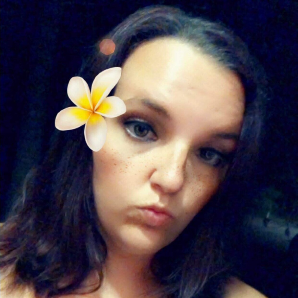 Meet your Posher, Kimberly